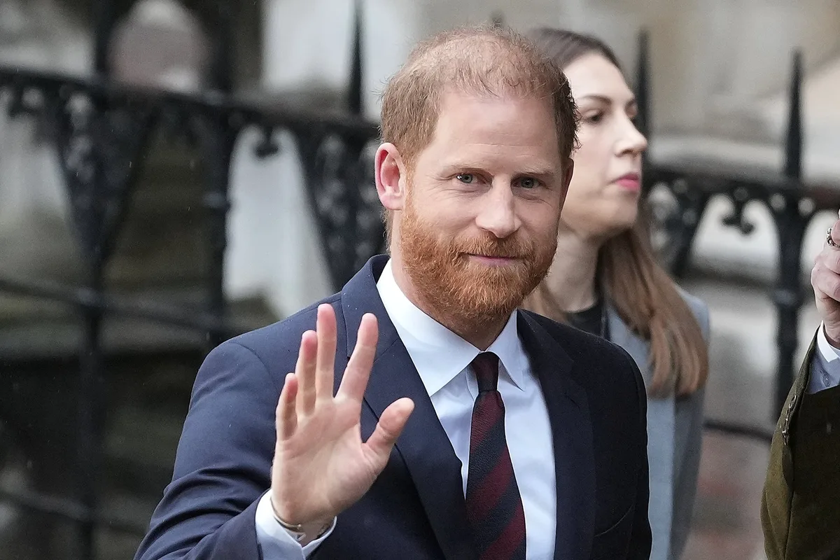 Fijan una cifra millonaria contra Harry y Elton John tras perder con el Daily Mail