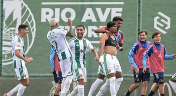 Rio Ave vence o Nacional na estreia de Vasco Seabra
