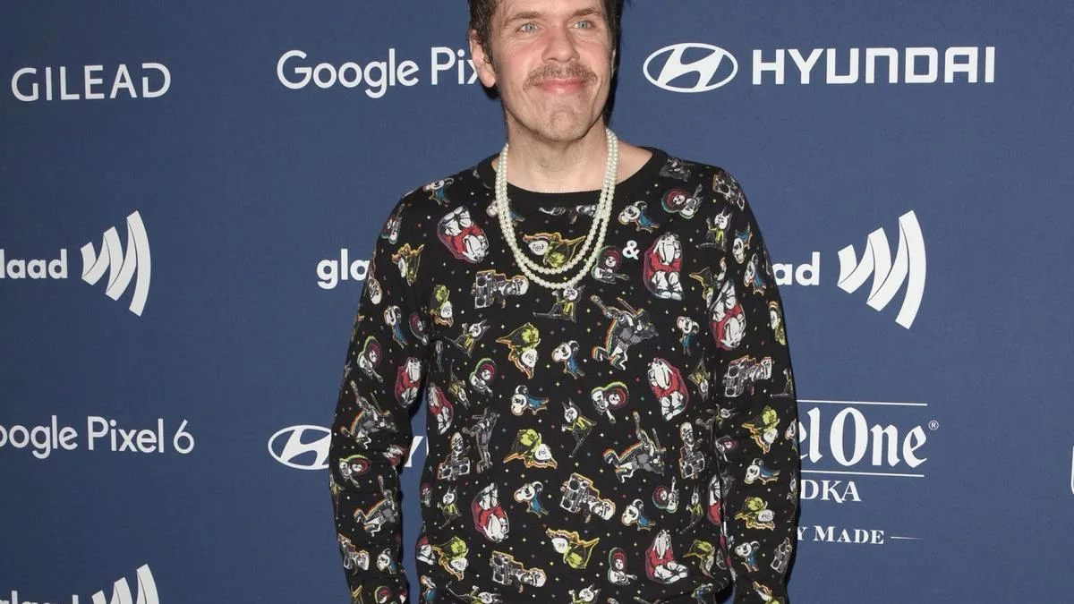 Perez Hilton granted supervised visits with his children