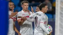 Champions: Sandro Cruz (Slovan Bratislava) concede autogolo na vitória do Estugarda