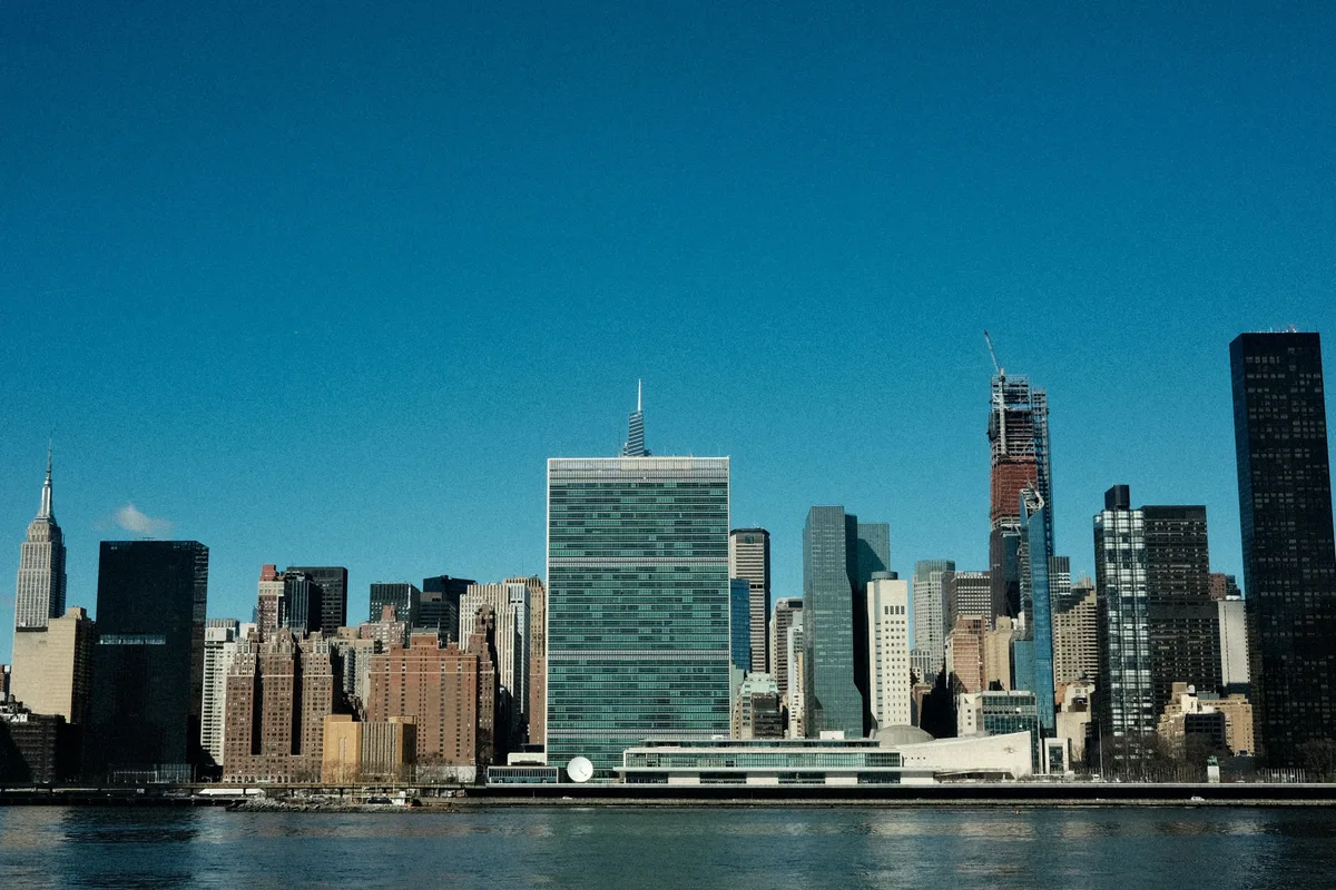 Evento do Pacto Global da ONU em Nova York discute crime organizado e governança da IA