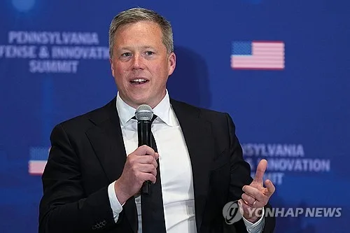 미군 수뇌부 삐그덕…'헤그세스 불화설' 육군장관도 사임