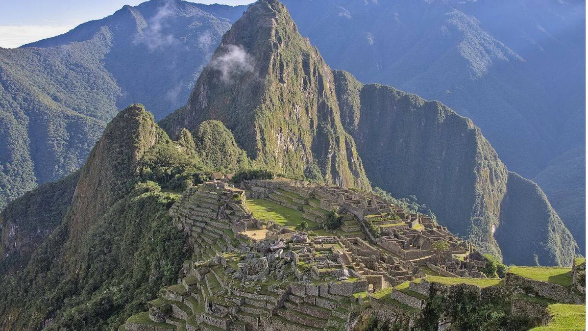 Archeologists discovered 2.5 kilometres of ancient hidden roads near Machu Picchu