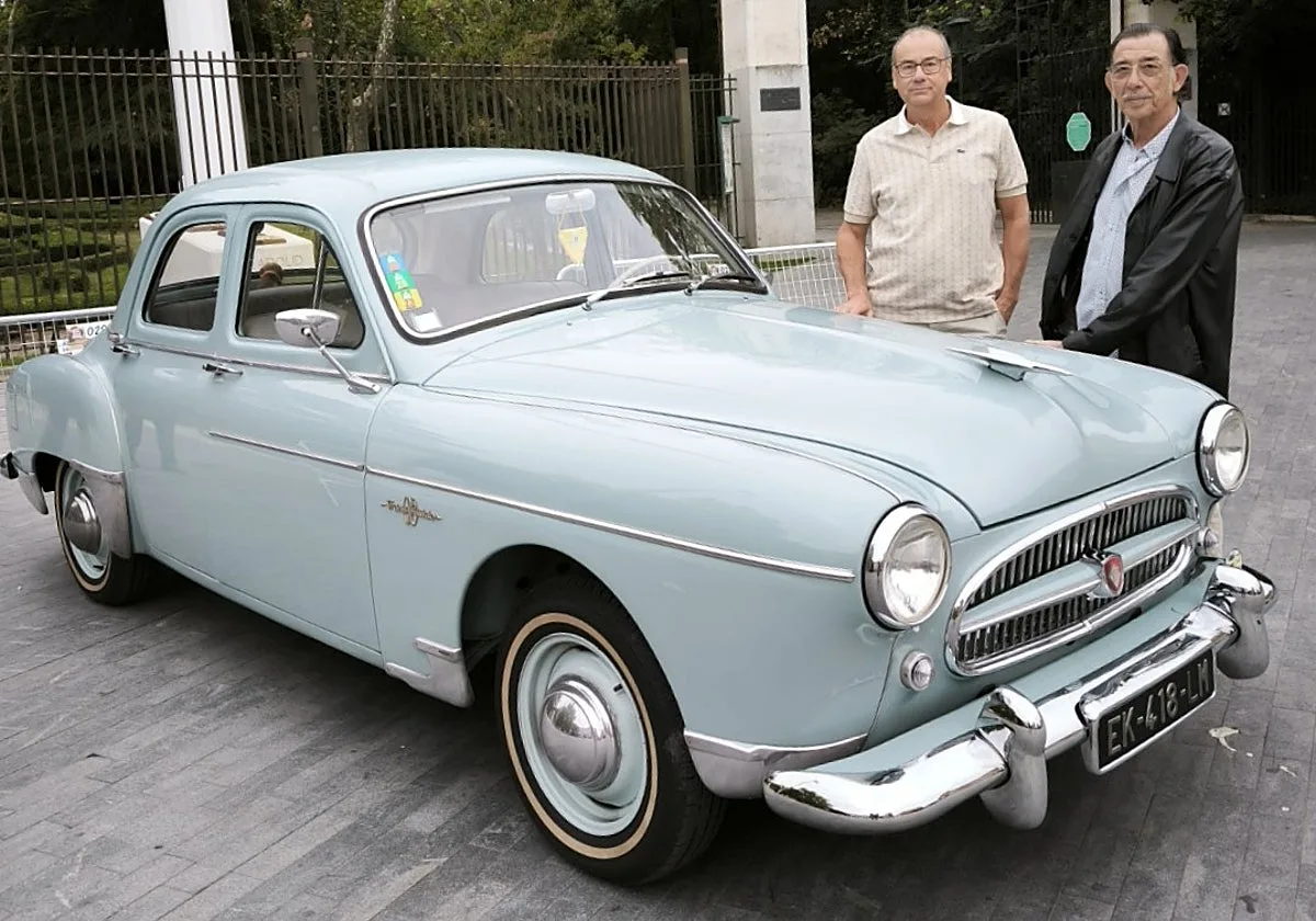 De Ginebra a Valladolid en un Renault Fregate de 1958