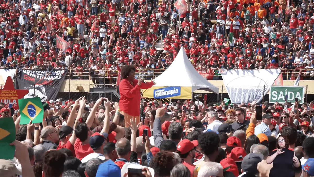 Benedita da Silva: “Lula é um presente dos céus para nossas vidas”