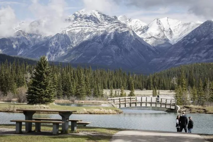 2 men dead in separate hikes in Banff National Park: RCMP