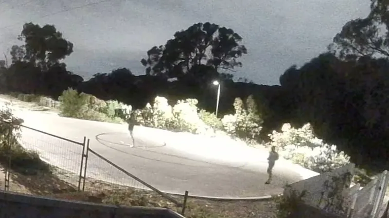 Police searching for duo after man shot in Perth
