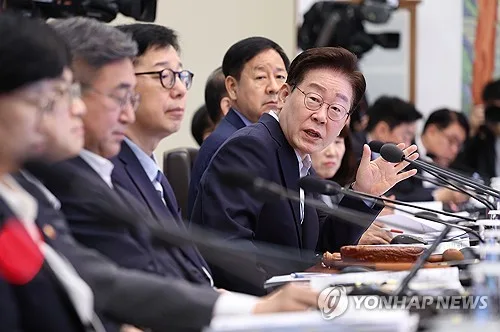 李대통령, 오늘 국무회의 주재…'800조+α' 내년도 예산안 심의