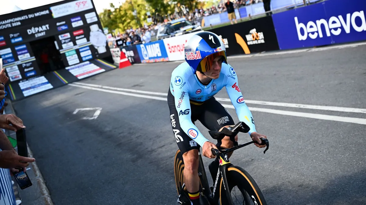 Remco Evenepoel assomme la concurrence sur le contre-la-montre des Mondiaux et décroche un quatrième sacre consécutif, Paul Seixas en bronze