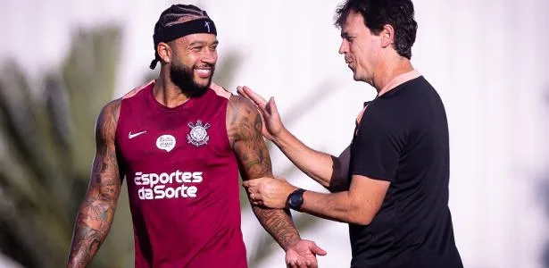 Lua de mel e tempo reduzido: como o Corinthians planeja volta de Memphis