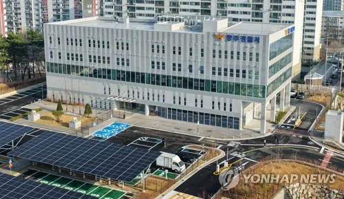 10대 의붓딸 수차례 성폭행한 40대 계부 구속