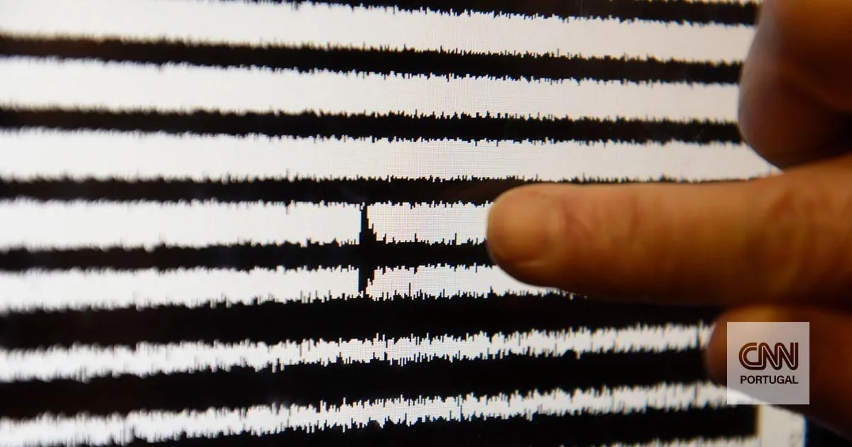 Registados dois sismos de magnitude 3,2 e 3,7 no Equador