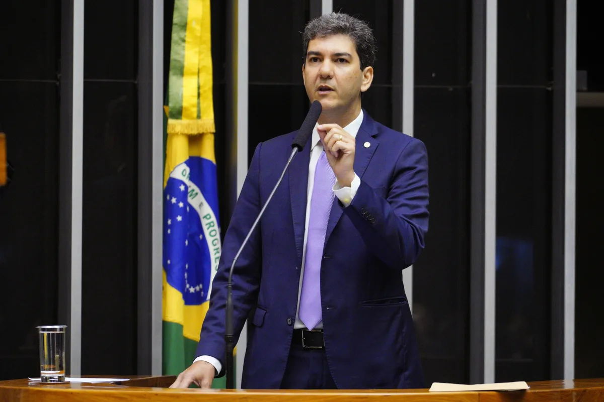 Maranhão foge da polarização nacional com Braide na liderança e base governista dividida