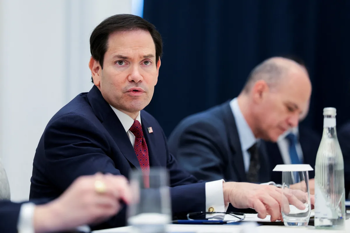 Rubio negó una pausa en el intercambio de información con Ucrania e instó a Zelensky a “concentrarse” en poner fin a la guerra con Rusia