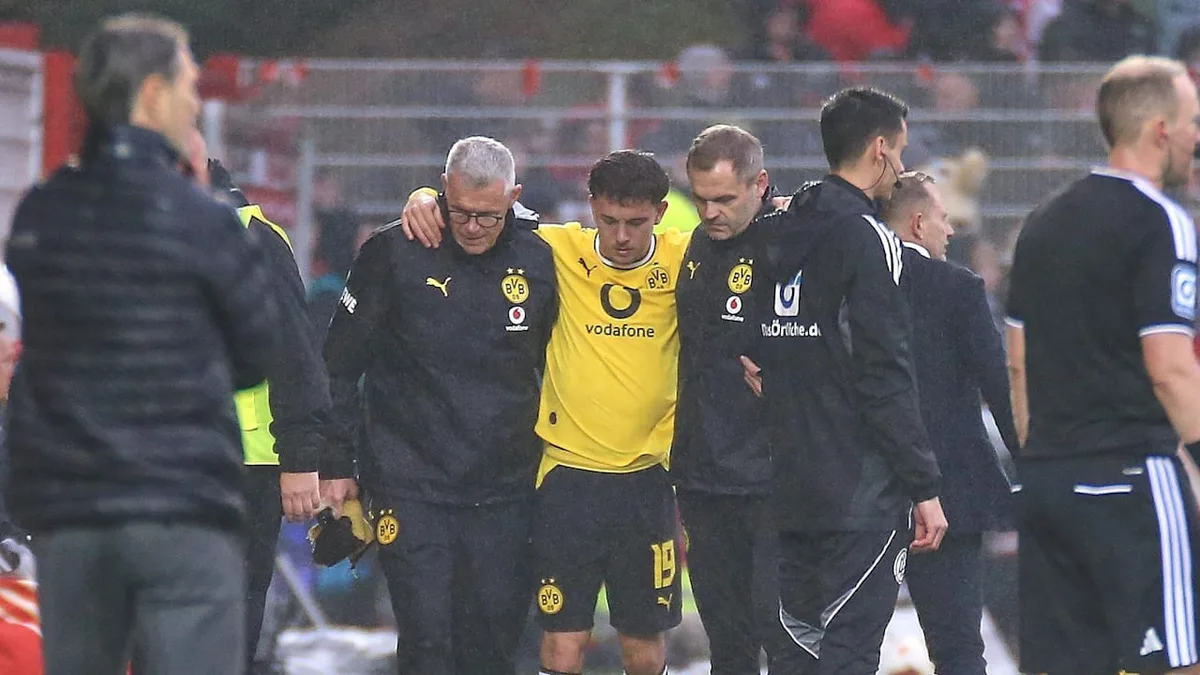 Schock für den BVB - Kovac gibt Karetsas-Update