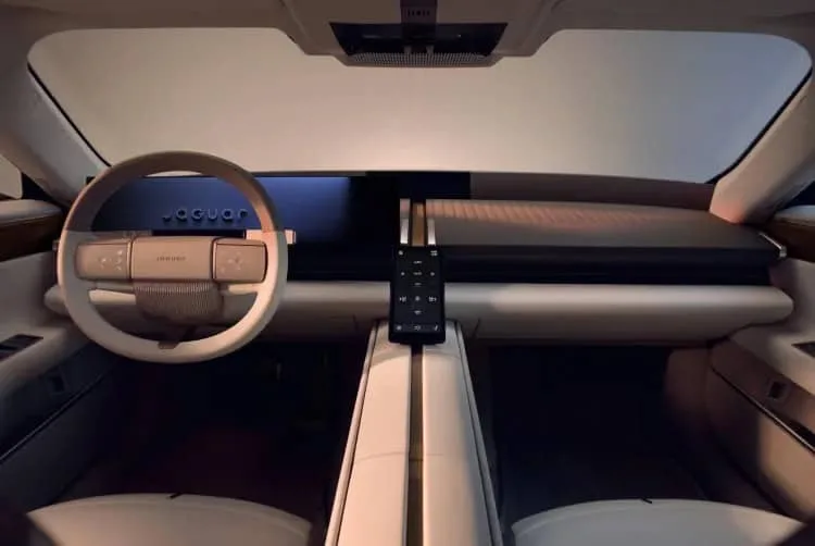 Jaguar revela interior do Type 01, seu próximo carro elétrico