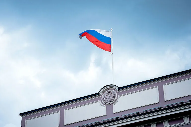 Космонавты с МКС поздравили россиян с Днём флага РФ