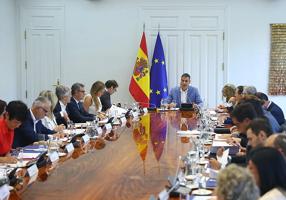 El Gobierno prohíbe en Madrid y Santander las concentraciones en apoyo a Ceuta