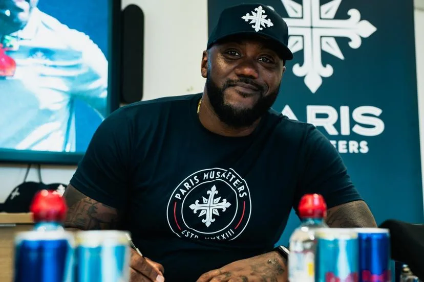 James Brooks nouvel entraîneur des Mousquetaires de Paris en European Football Alliance