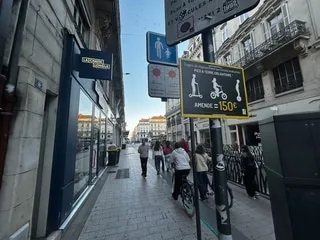 Interdiction des trottinettes électriques dans le centre d’Angers : « Il faut leur proposer des aménagements sécurisés »