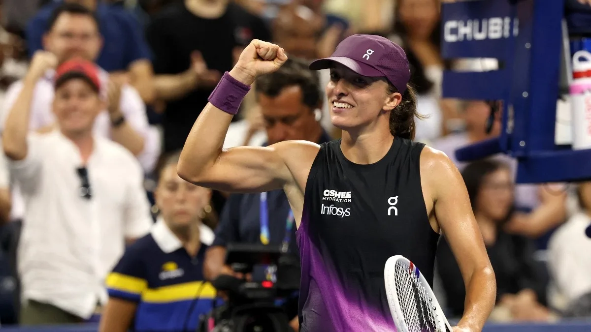 Iga Swiatek cruises into US Open second round after beating Wang Xiyu