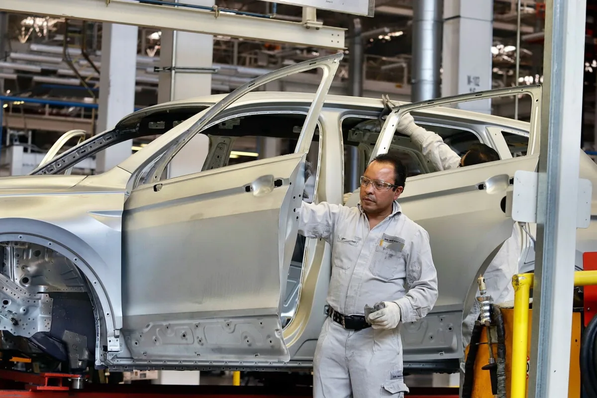Trabajadores de Volkswagen rechazan por segunda vez el contrato colectivo y mantienen riesgo de huelga