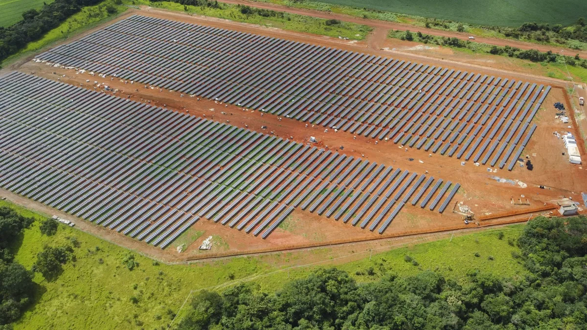 Vivo é acusada de “gato” de energia solar e pode pagar R$ 15 milhões