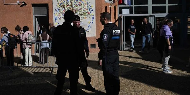 Aubagne : l’adolescent de 14 ans mis en examen pour tentatives d’assassinats en relation avec une entreprise terroriste