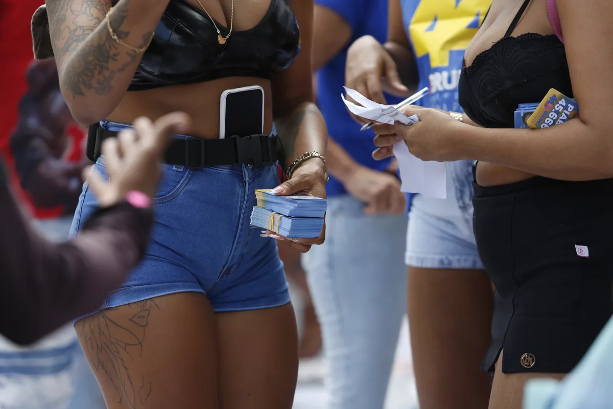 Pardal: saiba como denunciar propaganda eleitoral irregular