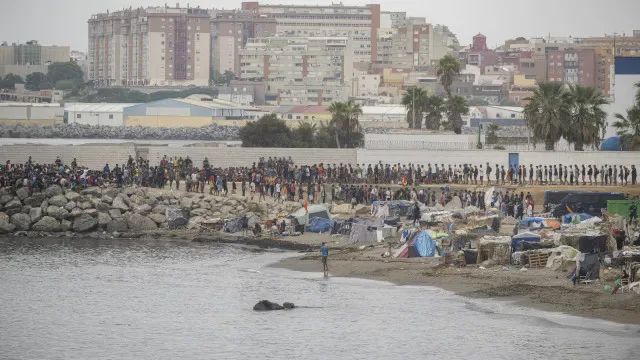 Ceuta: Cerca de 13.000 migrantes continuam na cidade