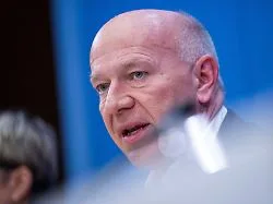 Berlin zieht Bewerbung zurück: Wegner macht Linke für Olympia-Entscheidung verantwortlich