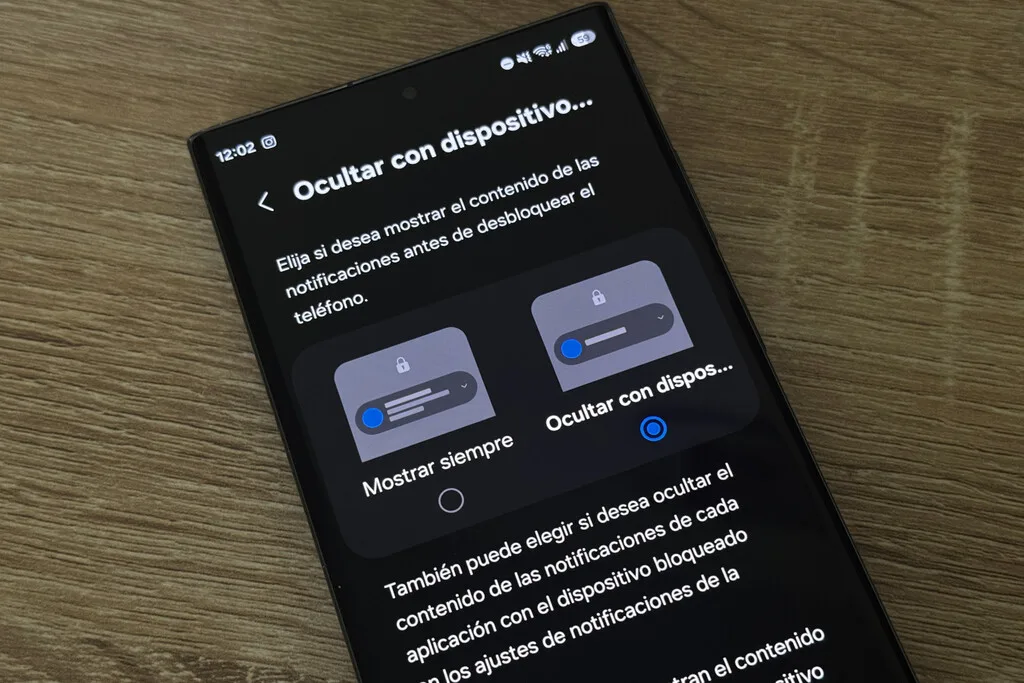 Si alguien puede ver la pantalla de tu Samsung, este ajuste puede proteger tus mensajes privados