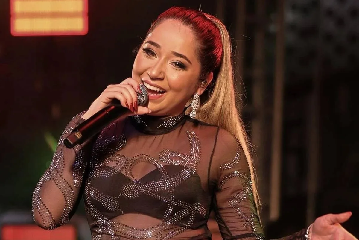 Show de Marília Tavares em Manoel Urbano acontece neste domingo
