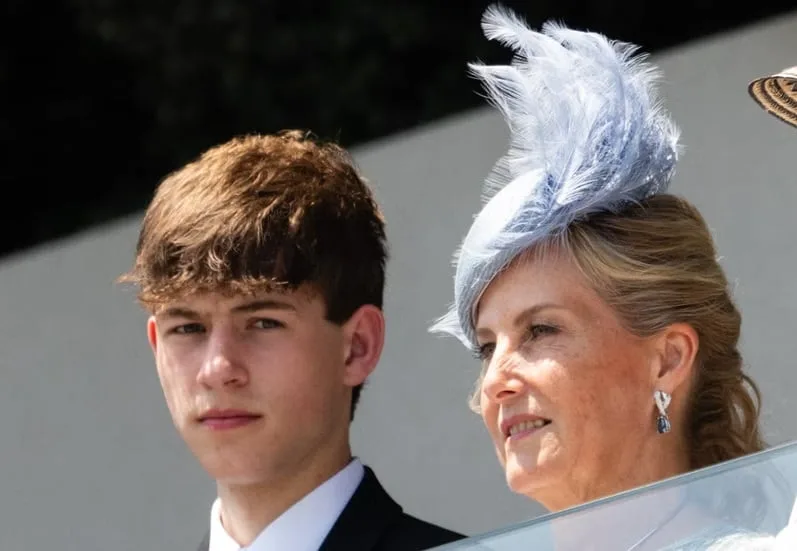 Otro nieto de Isabel II se aleja de la vida real y elige una carrera ligada al campo