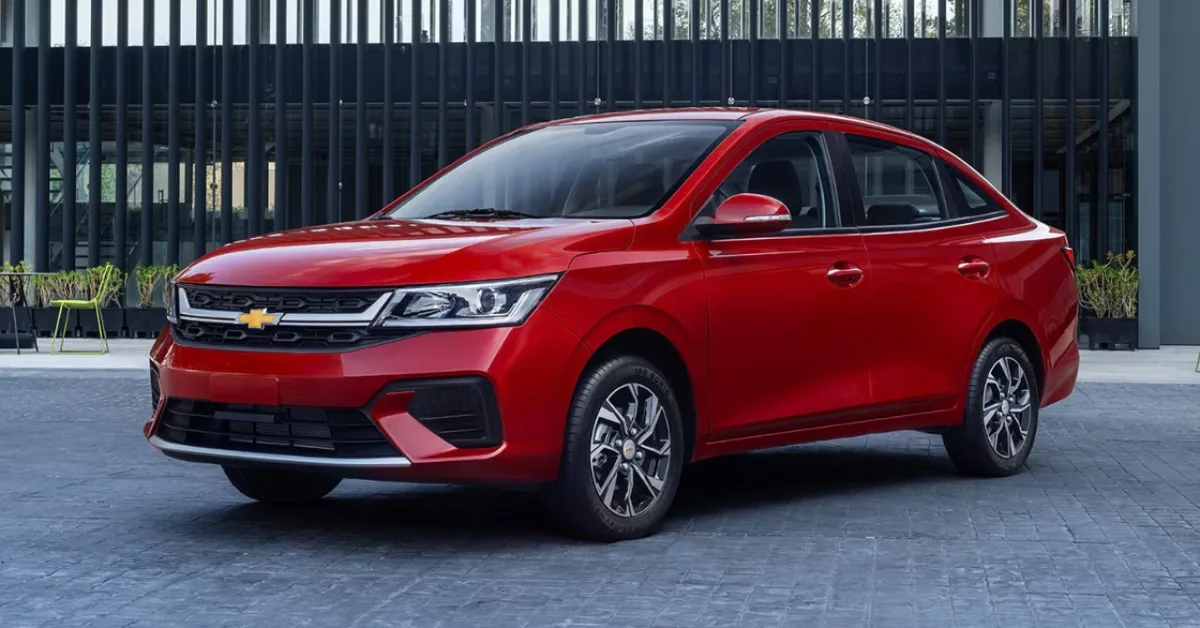 Comprar un Chevrolet Aveo nuevo es hasta 25,200 pesos más barato que comprar uno usado