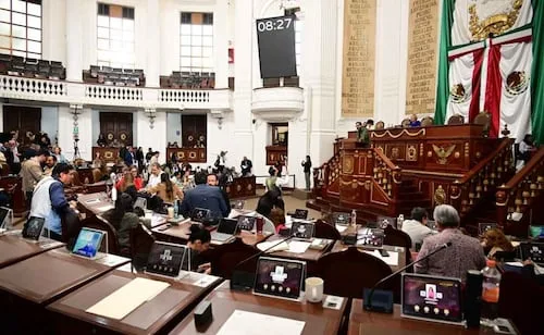 Diputadas buscan mejorar atención de enfermedades autoinmunes en CDMX; presentan reformas para modificar Ley de Salud y Constitución local