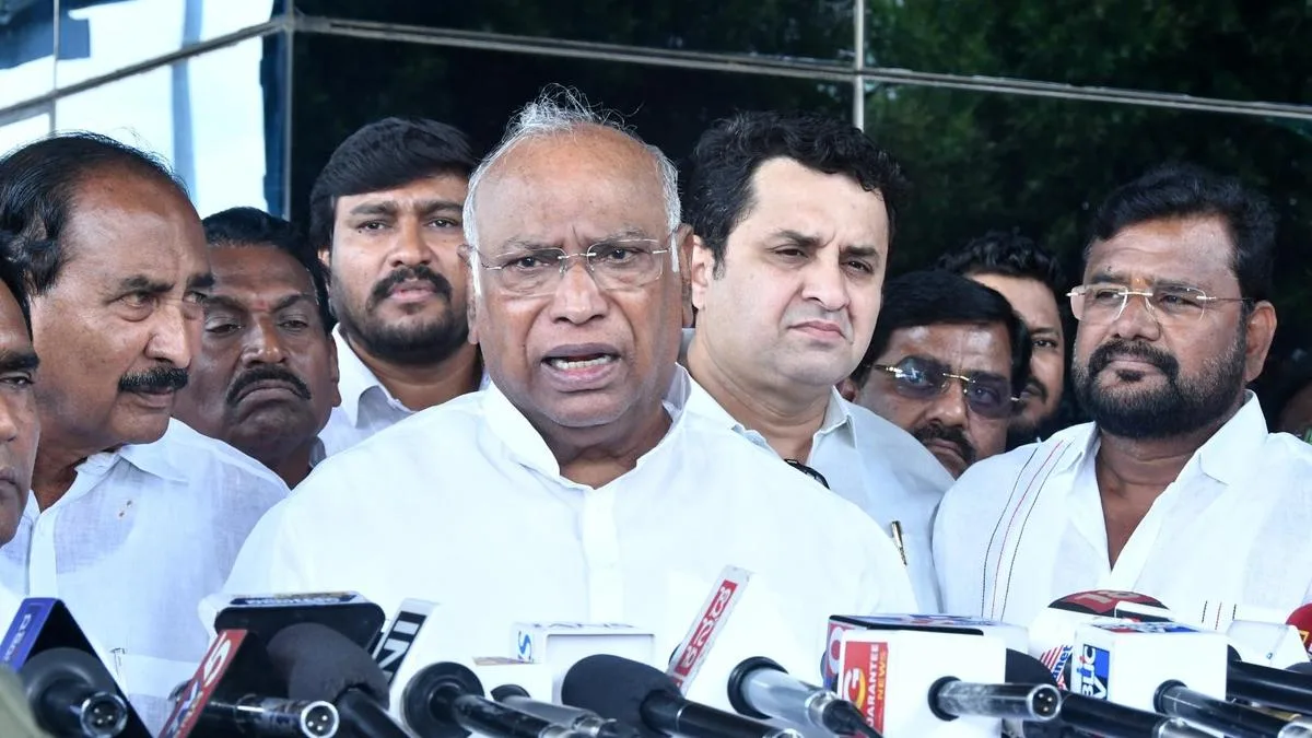 Nepal floods: Mallikarjun Kharge seeks Centre’s intervention for victims, dismisses State cabinet reshuffle talk
