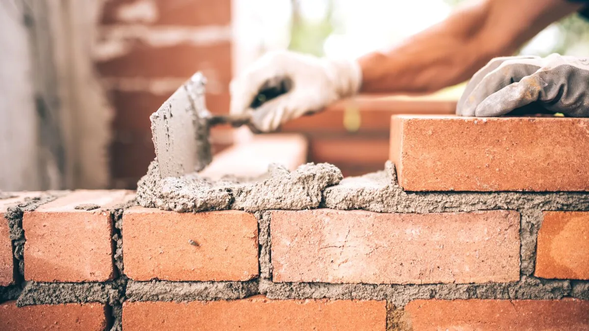 Suiza busca trabajadores de la construcción: hay más de 20.000 vacantes y los sueldos de hasta 8.900 euros