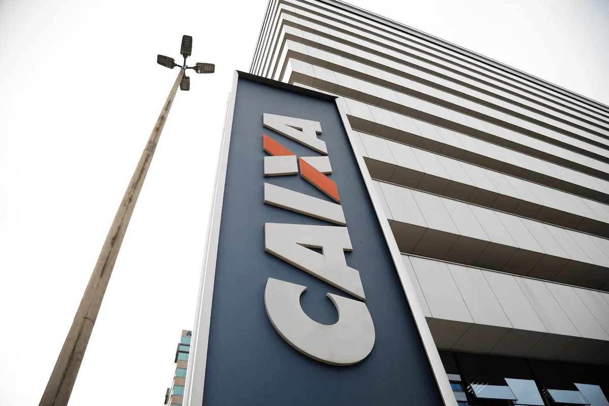 Caixa tem lucro de R$ 3,9 bi no 2º trimestre, alta de 5,9% em 1 ano