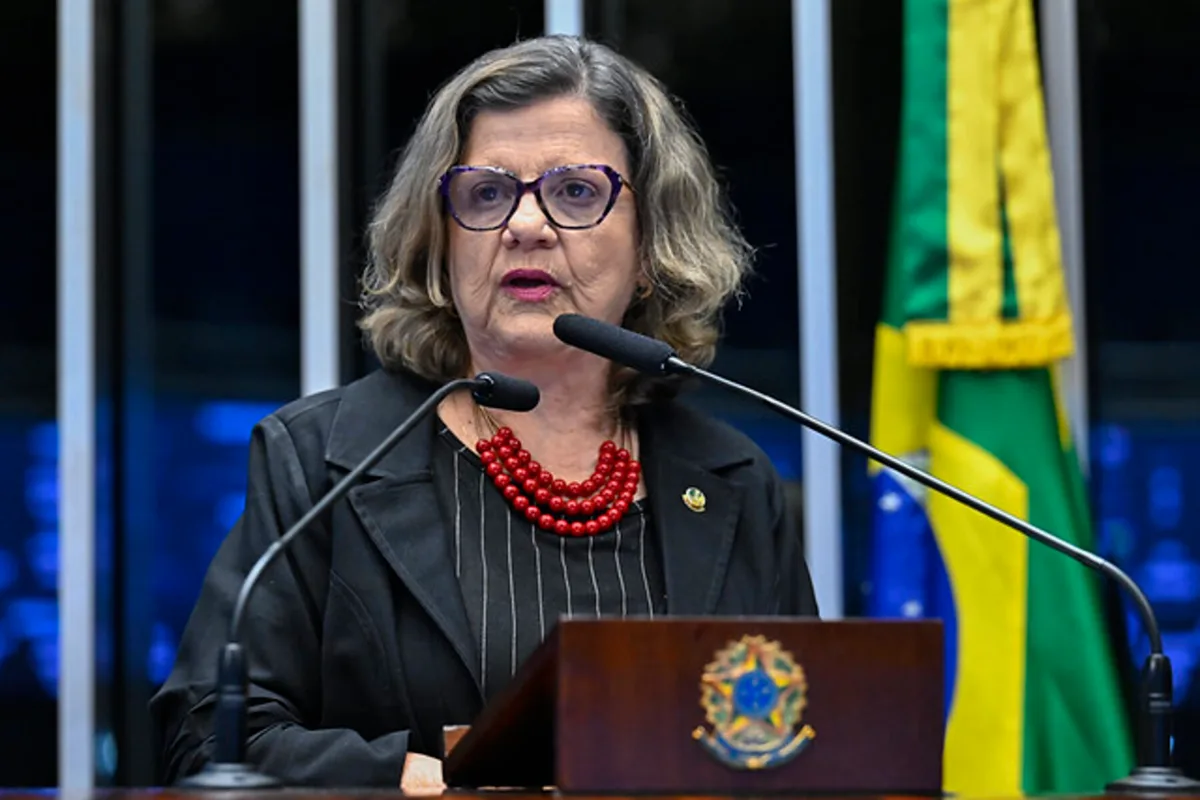Falta de assinaturas trava requerimento para acelerar fim da escala 6×1