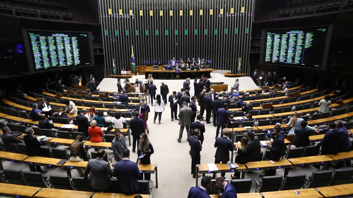 PEC da redução da maioridade penal terá comissão instalada nesta quarta (12)