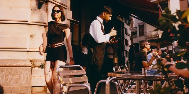 A Milan, le Bar Basso, intemporel temple du cocktail : « Un point d’ancrage heureux et authentique, dans une ville qui l’est de moins en moins »
