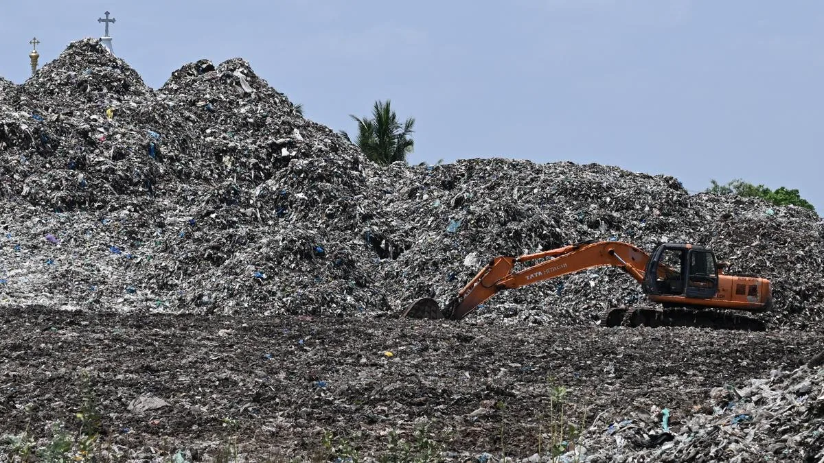Over 1.10 lakh tonnes of waste processed in final phase at Ariyamangalam