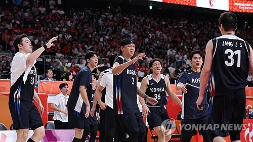 [아시안게임] 이현중 '더블더블' 한국농구, 일본 꺾고 12년 만에 정상 탈환(종합)