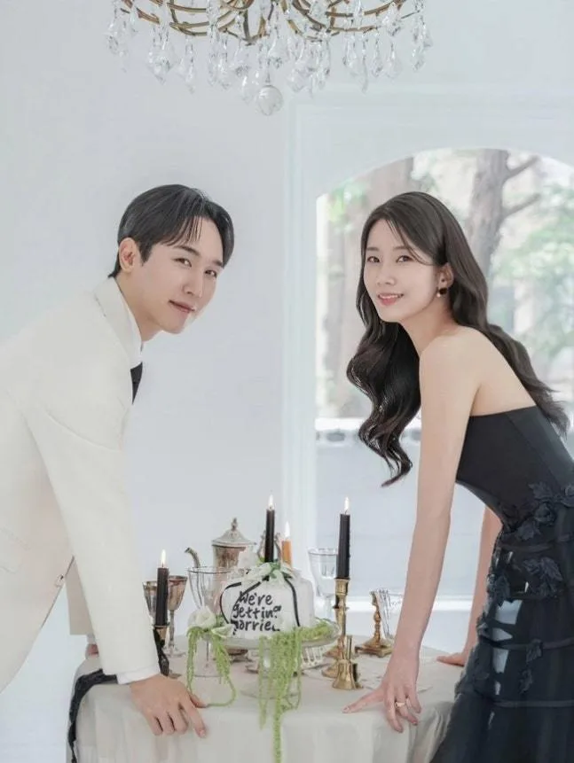 엄지민 앵커·정우철 도슨트 오늘 결혼 “행복하게 살자”
