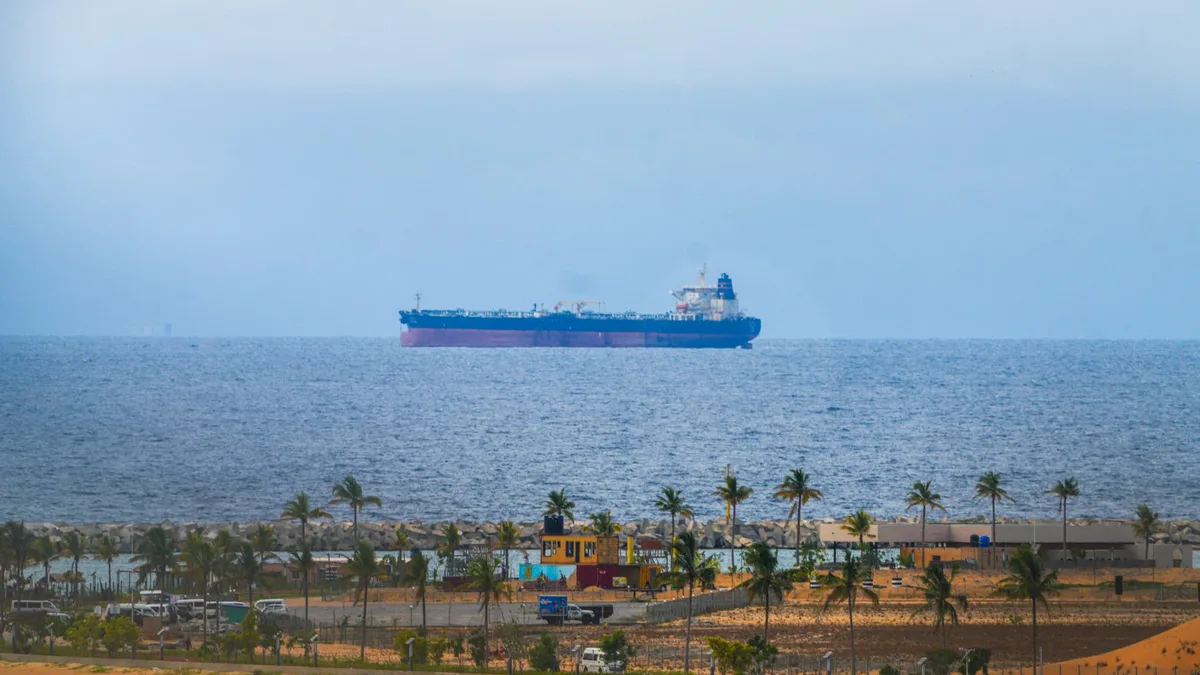 Sa facture pétrolière a été multipliée par cinq depuis le début de la guerre au Moyen-Orient: le Sri Lanka relance l'exploration de pétrole au large de ses côtes pour réduire sa dépendance aux importations