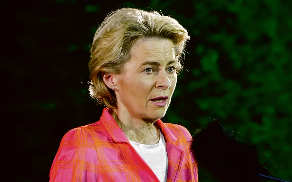 Von der Leyen deseja rápida recuperação ao Papa Leão XIV