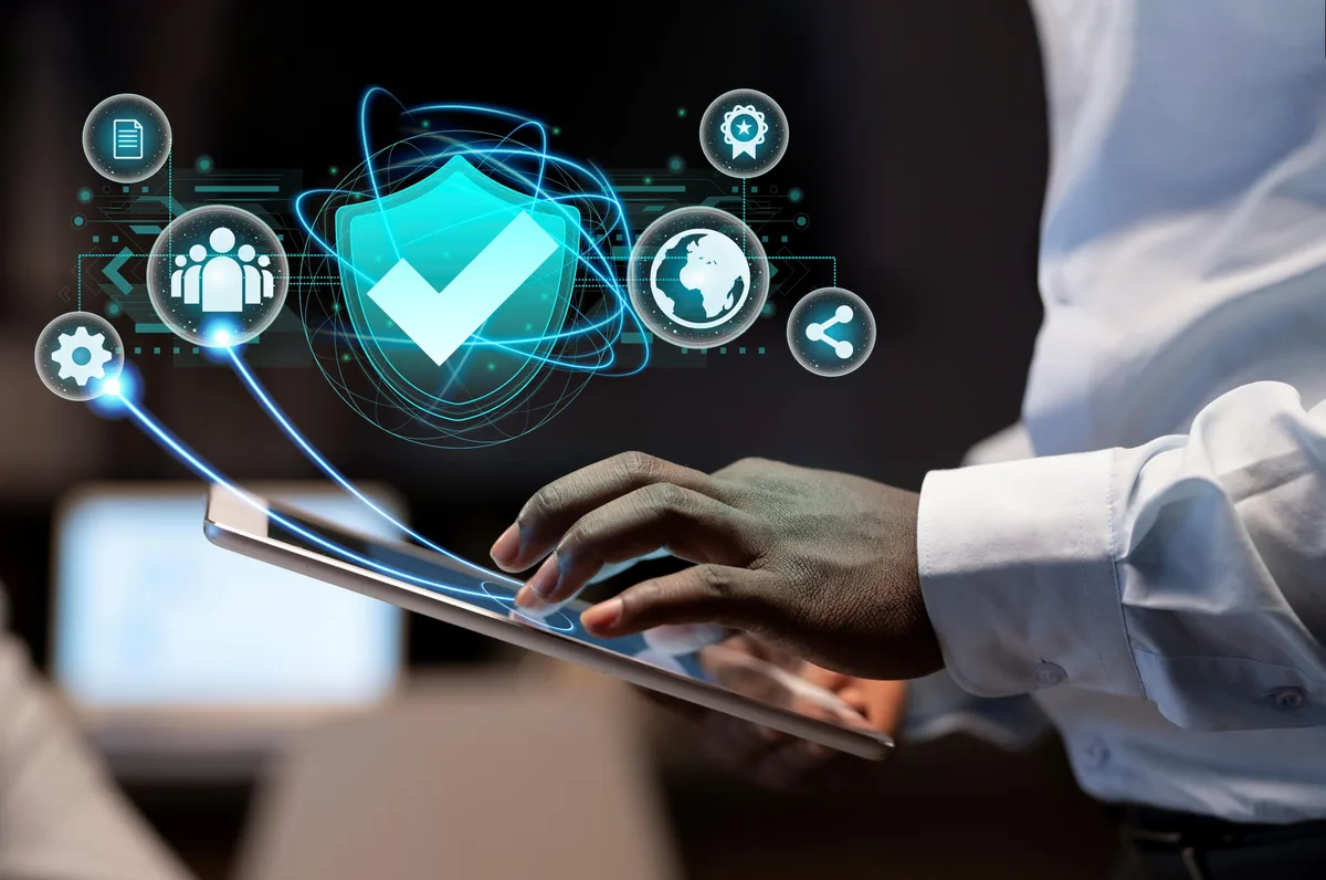 What is METR, the US-based nonprofit evaluating frontier AI systems?