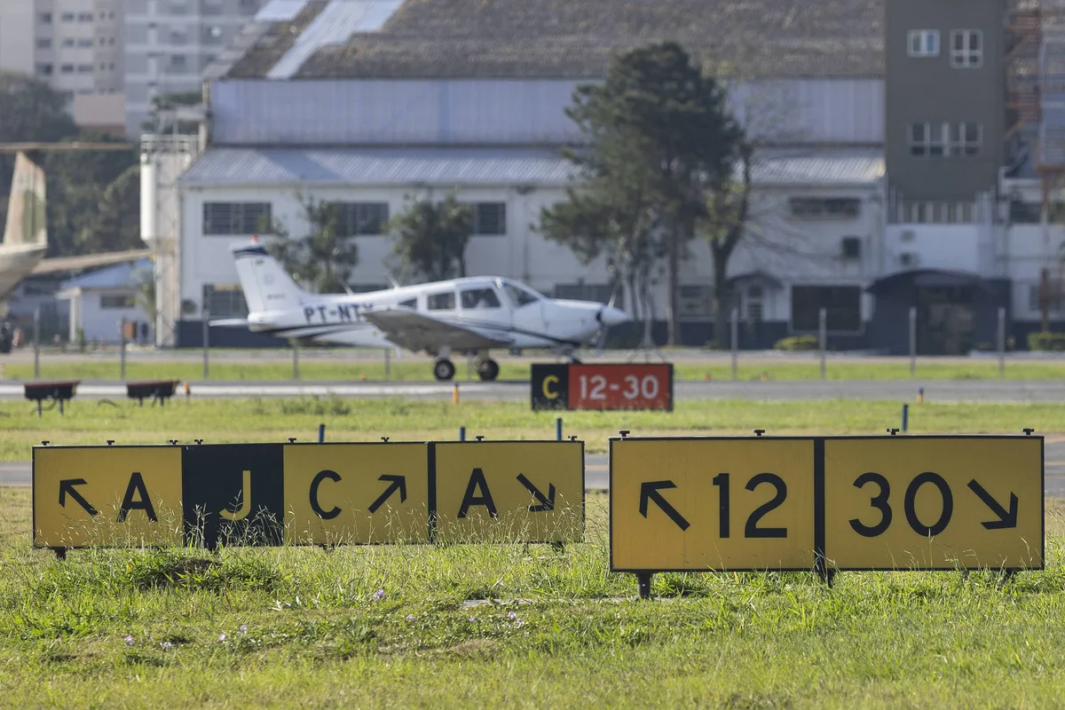 Campo de Marte, em SP, terá voos por instrumentos apenas no início da manhã, define Aeronáutica