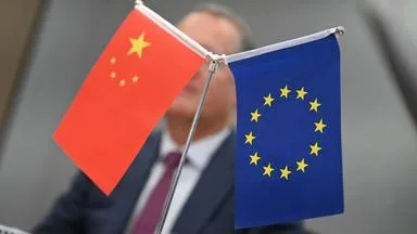 Was Chinas Bikini-Stadt mit der EU zu tun hat